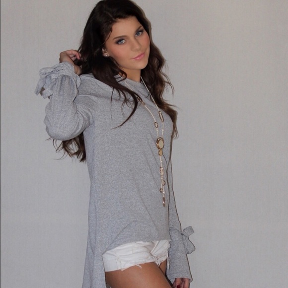 azure bleu Sweaters - RESERVED GRAY KNIT BELL SLEEVE TIES SWEATER